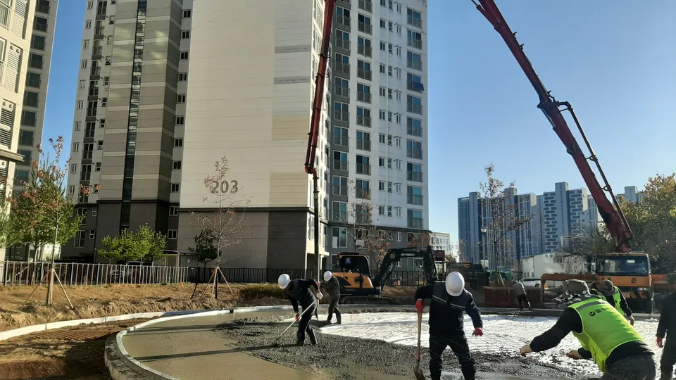 Paving a children’s park